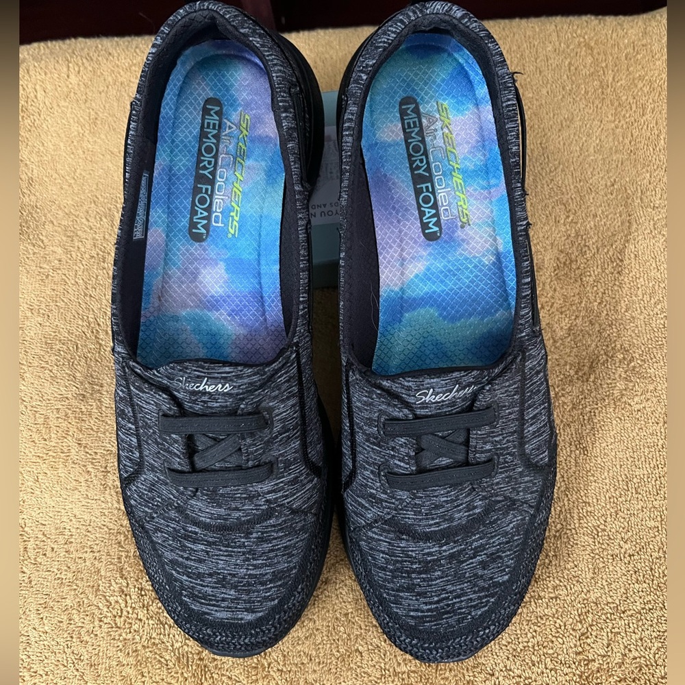 Skechers Micro Burst Washable Bungee Slip on shoes-Topnotch Size 11